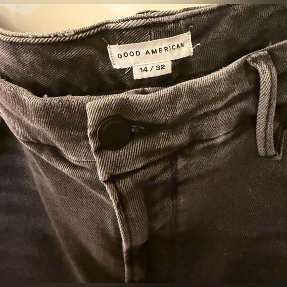 Good American Good Legs High Rise Skinny Jeans in Distressed Black, Size 14/32 - Picture 4 of 11